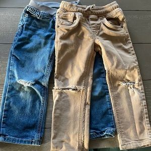 Bundle (2) 4T jeans